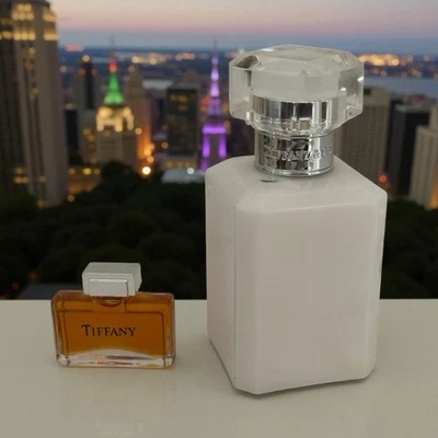 Auténtico Set de Regalo de Perfume TIFFANY & CO - EAU DE PARFUM MINIATURA y Loción Corporal Foto 1 de 4