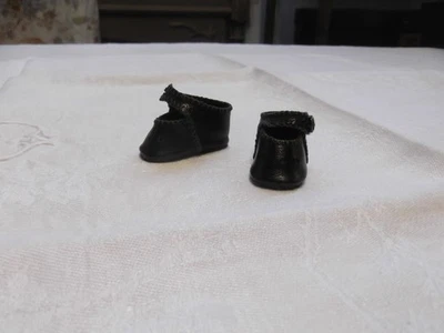 Paire de chaussures ancienne de  poupée, style mignonette - Photo 1/4