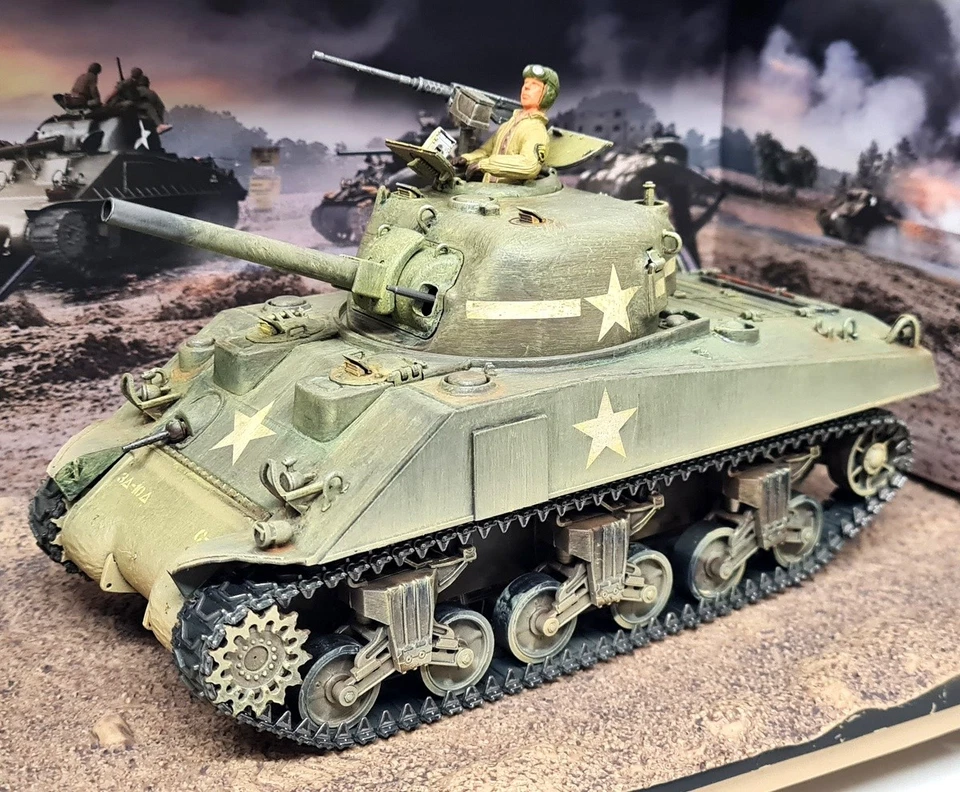 U.S Sherman M4 A3 (75) VVSS FOV 1/32 Forces Of Valor Diecast Scale Model Tank - Image 1 of 4