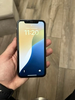 Apple iPhone 11 - 128GB - Nero - Immagine 1 di 4