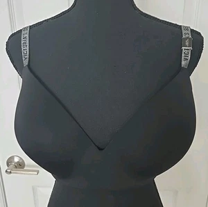 Victoria's Secret Black Bra 36 Triple D/ F80 T-shirt Lightly Lined Wireless Logo - Picture 1 of 13