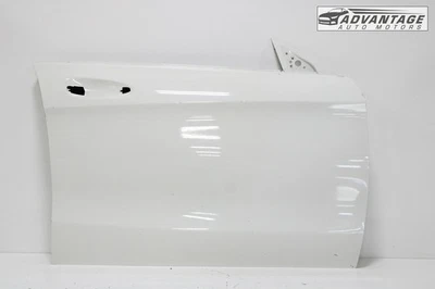 2014-2019 MERCEDES CLA250 C117 PAINEL FRONTAL DIREITO PORTA LATERAL DO PASSAGEIRO FABRICANTE DE EQUIPAMENTO ORIGINAL - Imagem 1 de 4