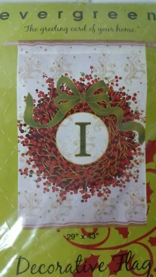 BANDERA NAVIDEÑA INICIAL DECORATIVA VERDE PERENNE 29 X 43 LETRA I CORONA DE NAVIDAD Foto 1 de 4