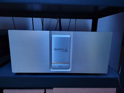 Pioneer Exclusive M8 Pure Class A 60W x 2 estéreo ou 120W x 1 monobloco - Imagem 1 de 4