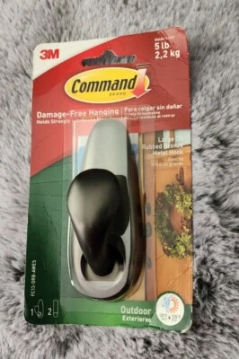 Tiras de espuma Command Outdoor grandes de bronce frotado con aceite para exteriores gancho de metal sujeción de 5 lb Foto 1 de 2
