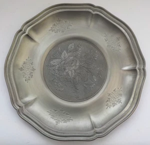 Floraler Zinnteller Zinnschale TRE-EFFE Zinn MOD DEP-Teller Schale 31.5 x 2,5 cm - Bild 1 von 9