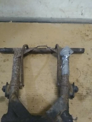 Ski Doo Formula SP 1985 suspensión delantera brazo oscilante Foto 1 de 3