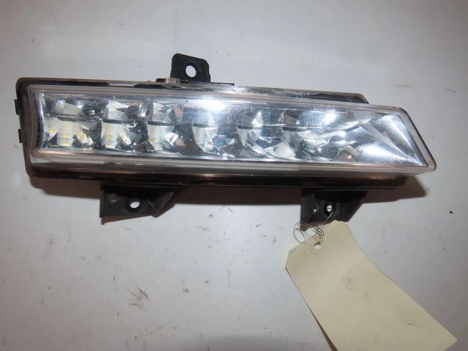 feu position droit renault MEGANE III Grandtour (KZ0/1) 266006799R 212314 - Photo 1/2