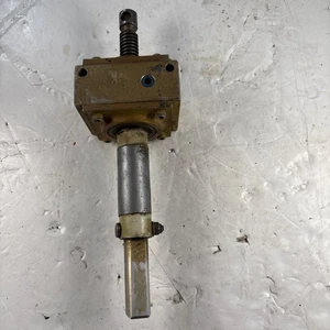jack screw - Picture 1 of 5