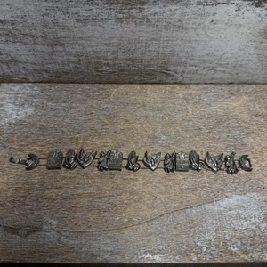VTG Unbranded Silver Bracelet With 14 Charms Church, Palms, Dove, Heart, Angels - Picture 1 of 12