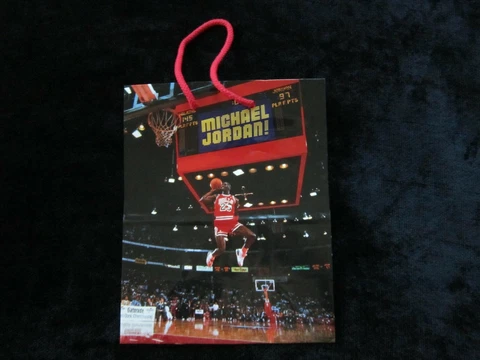 1990'S MICHAEL JORDAN Soaring SLAM DUNK RARE AIR Gift BAG Chicago Bulls Vintage Cover