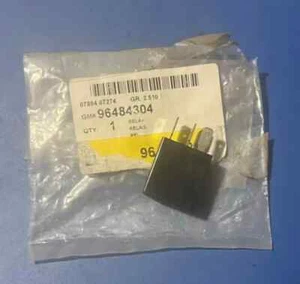 +New General Motors GM 96484304 Relay Assembly, Multiuse (4,Pinion 35A) 08-10vue - Picture 1 of 1
