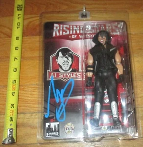 Figura de lucha libre FTC AJ Styles Rising Stars firmada certificado de autenticidad JSA WWF WWE TNA - Imagen 1 de 4