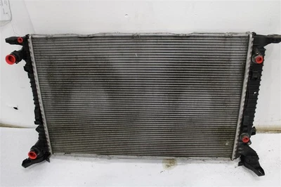 RADIATOR Audi Q5 A4 A5 A6 2009 09 2010 10 2011 11 2012 12 Auto 1399539 - Image 1 of 4
