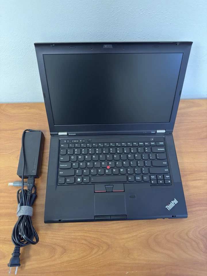Lenovo ThinkPad T430 i5-3320 2.6GHz 8GB 320GB HDD Wind 10 Pro Webcam W/Office - Image 1 of 4
