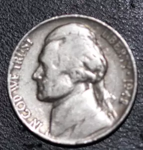 rare one of a kind War Time Nickel No Mint Mark Die Break Error -#620 - Picture 1 of 3