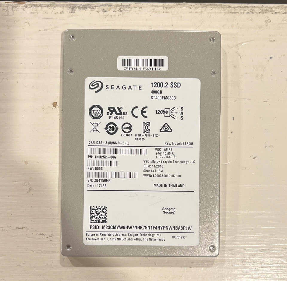 ST400FM0303 SEAGATE SOLID STATE DRIVE 400GB 12G SAS 1200.2 EMLC 2.5 SFF SSD - Image 1 of 1