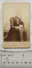 Carte-de-visite W. H. Horne, Leek - lady