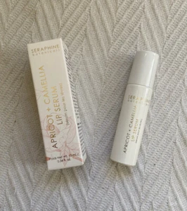 SERAPHINE BOTANICALS Apricot + Camellia - Lip Serum NEW - Picture 1 of 9