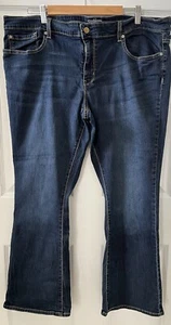 Levi Strauss Signature Gold Dark Jeans Women’s 24W Modern Bootcut Stretch Relax - Picture 1 of 16