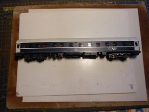 Carrozza Ten delle F.S. della Roco in scala 1:87 - Foto 1 di 4