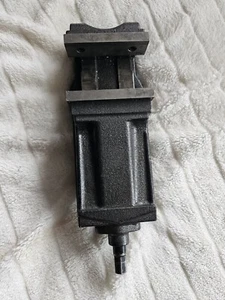 kleiner Maschinenschraubstock Knuth, Spannbereich bis 80mm ! - Bild 1 von 6