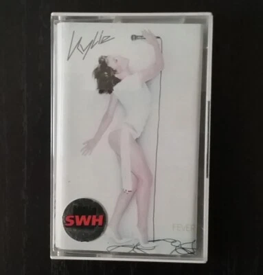 KYLIE MINOGUE ''Fever'' - 2001s. Parlaphone. Audio cassette. - Imagem 1 de 4