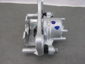 Mitsubishi Space Star Mirage Bremszange Bremssattel Vorne Links 4605B003 - Bild 1 von 7