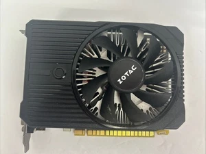 Zotac GeForce GTX 1050 2GB 128Bit GDDR5 Desktop Graphics Card Tested GOOD Cond. - Afbeelding 1 van 7