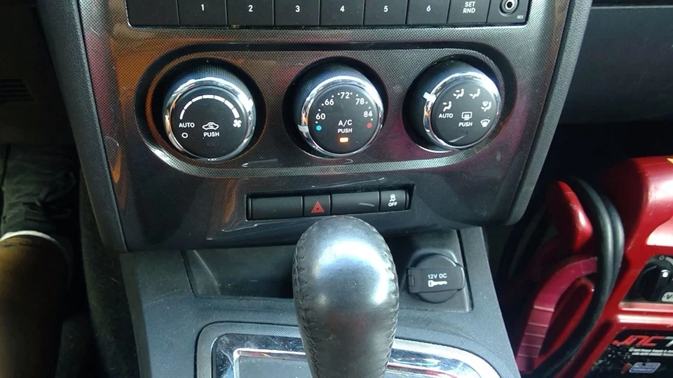 Calentador Climatizador Control de Temperatura Mercado de EE. UU. Se Adapta a 11-14 Challenger 5117933 Foto 1 de 1