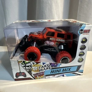 Mini Mix Beginner RC Truck 1:43 Scale - Red - Picture 1 of 7