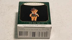 Miniatura Hallmark Keepsake 1997 estilo oso de peluche - Imagen 1 de 3