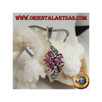 Ciondolo in argento con rubino tondo in una stella di rubini ovali naturali e d - Immagine 1 di 4