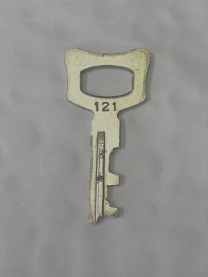 Vintage Excelsior #121 Key-Luggage Steamer Trunk, Suitcase, Briefcase...NEW - Image 1 of 2