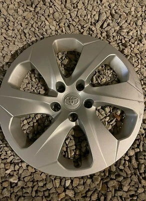 TOYOTA RAV 4 2019 -2025  Wheel Cover Hubcap  42602-0R040  61186/2  *FREE SHIP* - Image 1 of 3