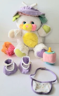 VINTAGE 1980's MATTEL POPPLES BABY BIBSY, RATTLE, HAT, BOTTLE, BIB, SLIPPERS - Image 1 of 4