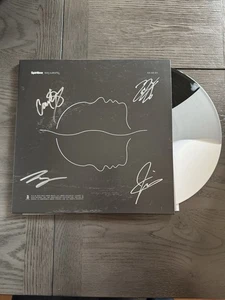Spiritbox Tsunami Sea SIGNIERTE HÜLLE LP FARBE VINYL AUTOGRAMM PROOF ENTHALTEN - Bild 1 von 6
