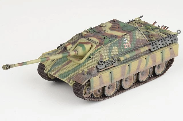 63211 Dragon Models Sd.Kfz.173 Jagdpanther 1/72 Model #212 German Army sPzAbt - Image 1 of 2