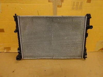 Ford Flex/Lincoln MKT 2010 2011 2012 OEM 3,5 L 3,7 L radiador # AA536K775CA Foto 1 de 4