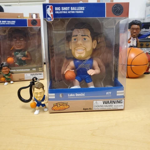 Luka Doncic Big Shot Ballers Combo - 5 inch Action Figure and Keychain Minifig Cover