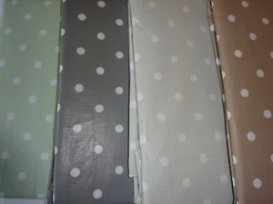 52 x 70 Wisch saubere Tischdecken Tupfen Designs 4 x Farben zur Auswahl - Bild 1 von 7