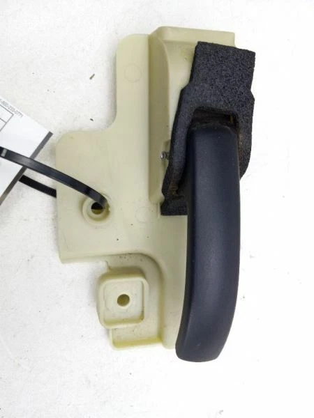 2007 - 2010 JEEP PATRIOT REAR LEFT SIDE DOOR INTERIOR DOOR HANDLE - Imagem 1 de 4