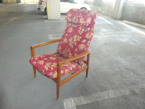 MID CENTURY MODERN SWEDISH DUX FOLKE OHLSSON LOUNGE CHAIR Cover