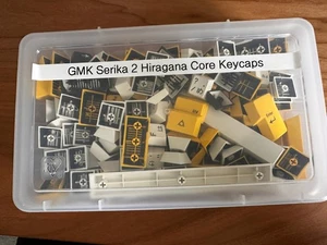 GMK CYL SERIKA 2 Hiragana Core Keycaps - Base & Geometries Kits - Afbeelding 1 van 1