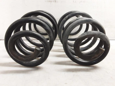 Jeep JK Wrangler OE 4 Door Rubicon Rear Coil Springs 68004460AA 2007-2017 157956 - Image 1 of 4