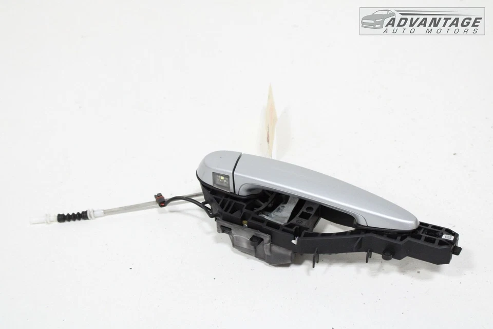 BMW 330E 2016-2018 manija de puerta exterior trasera derecha con soporte OEM Foto 1 de 4