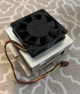 IBM Lenovo CPU Heatsink 32P4002 - Picture 1 of 3