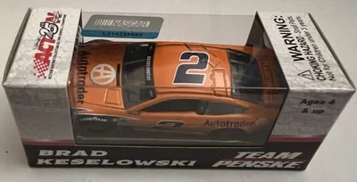 Brad Keselowski #2 Autotrader 2017 Fusion escala 1:64 nuevo en caja Foto 1 de 2