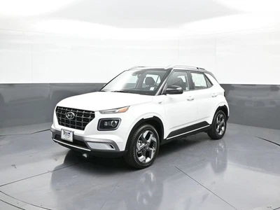 2025 Hyundai Venue Limited - Image 1 of 4