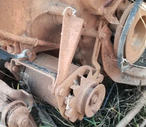 Generator & Brackets Y Block Thunderbird Ford 1955 55 1956 56 Fairlane - Picture 1 of 21